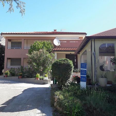 Apartments Nadia Baška Exterior foto